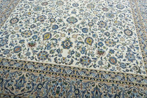Close-up detail of 2000s Kashan rug from Iran / Persia showing Wool weave