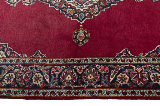 Corner detail of 1930s Kashan rug showing border pattern and Cotton pile