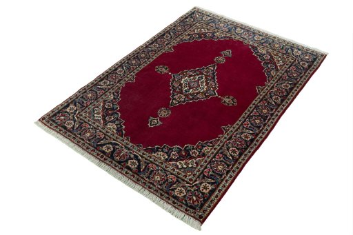 Corner detail of 1930s Kashan rug showing border pattern and Cotton pile