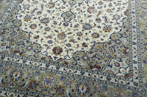 Close-up detail of 2000s Kashan rug from Iran / Persia showing Cork weave