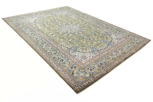 Close-up detail of 2000s Kashan rug from Iran / Persia showing Wool weave