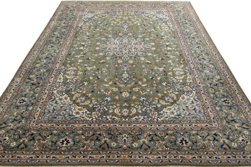 Surface texture of 2000s Kashan rug with natural Wool and intricate pattern