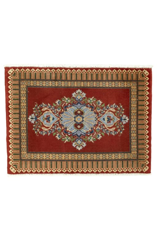 Full view of New Kashan rug from Iran / Persia, 61 × 83 cm in Red tones