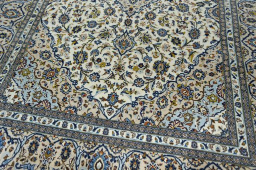Close-up detail of 2000s Kashan rug from Iran / Persia showing Wool weave