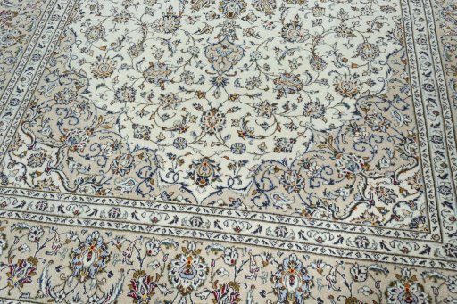 Close-up detail of 2000s Kashan rug from Iran / Persia showing Wool weave