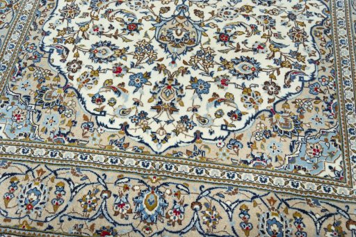 Close-up detail of 2000s Kashan rug from Iran / Persia showing Wool weave