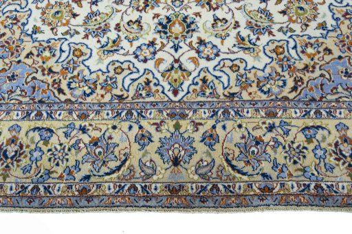 Full view of 1970s Kashan rug from Iran / Persia, 400 × 265 cm in Beige tones