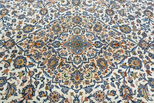 Central medallion detail of 2000s Kashan rug from Iran / Persia