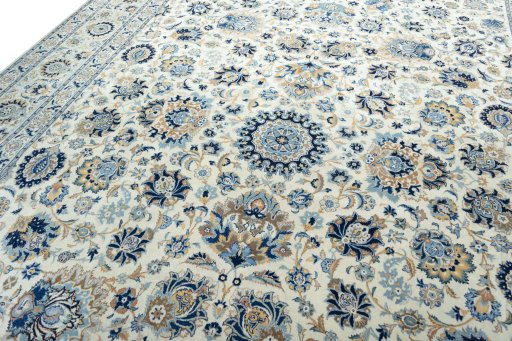 Backside of handmade 1970s Kashan rug showing knot structure and weave density