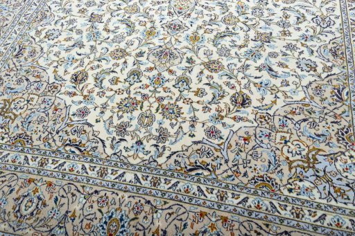 Close-up detail of 2000s Kashan rug from Iran / Persia showing Wool weave