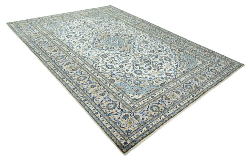 Close-up detail of 2000s Kashan rug from Iran / Persia showing Wool weave