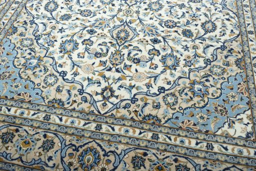 Close-up detail of 2000s Kashan rug from Iran / Persia showing Wool weave