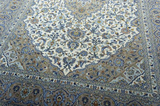 Close-up detail of 2000s Kashan rug from Iran / Persia showing Cork weave