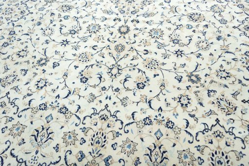 Close-up detail of 2000s Kashan rug from Iran / Persia showing Wool weave