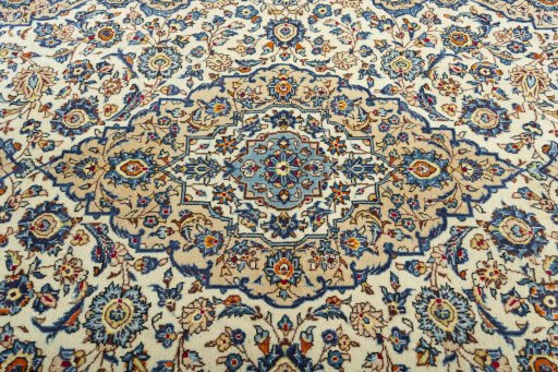 Central medallion detail of 2000s Kashan rug from Iran / Persia