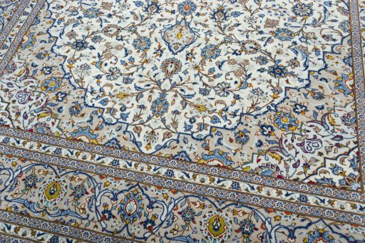 Close-up detail of 1970s Kashan rug from Iran / Persia showing Wool weave