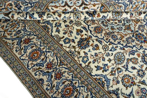 Close-up detail of 2000s Kashan rug from Iran / Persia showing Wool weave