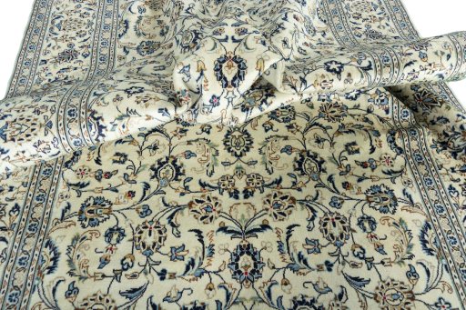 Central medallion detail of 2000s Kashan rug from Iran / Persia