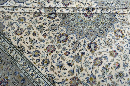 Close-up detail of 2000s Kashan rug from Iran / Persia showing Cork weave