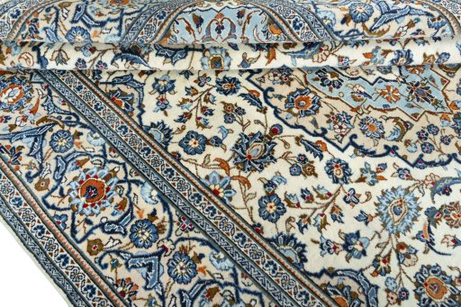 Close-up detail of 2000s Kashan rug from Iran / Persia showing Wool weave