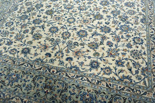 Close-up detail of 2000s Kashan rug from Iran / Persia showing Wool weave