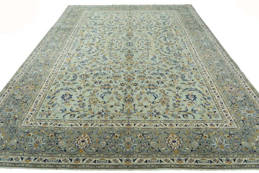 Surface texture of 2000s Kashan rug with natural Wool and intricate pattern