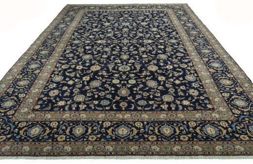Surface texture of 2000s Kashan rug with natural Wool and intricate pattern
