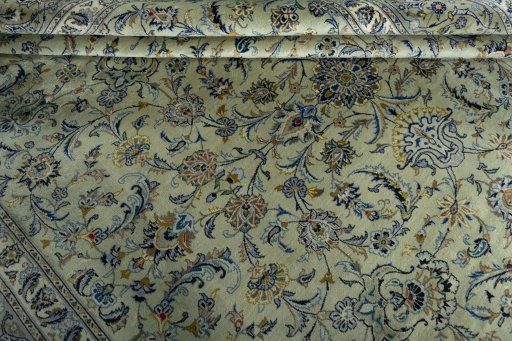Close-up detail of 1970s Kashan rug from Iran / Persia showing Wool weave