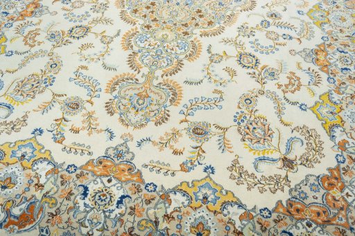 Close-up detail of 1970s Kashan rug from Iran / Persia showing Wool weave