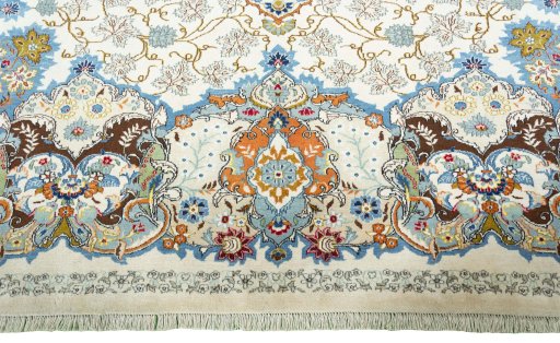 Corner detail of 1970s Kashan rug showing border pattern and Wool pile