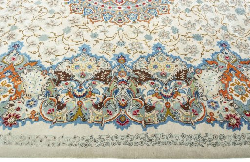 Close-up detail of 1970s Kashan rug from Iran / Persia showing Wool weave