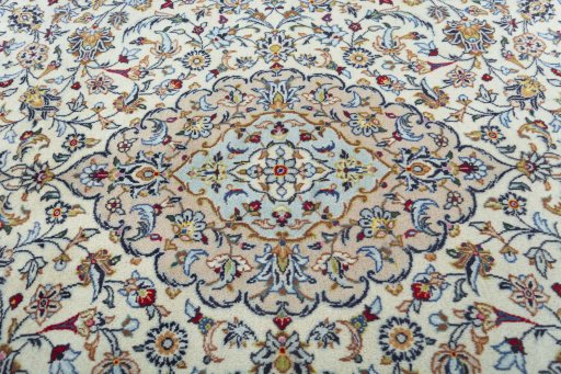 Central medallion detail of New Kashan rug from Iran / Persia