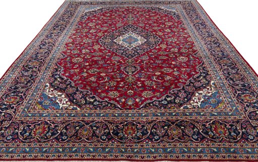 Surface texture of Unknown Kashan rug with natural Wool and intricate pattern