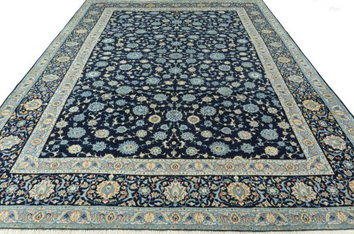 Surface texture of 1970s Kashan rug with natural Wool and intricate pattern