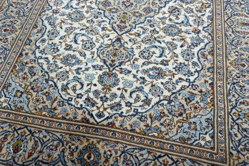 Close-up detail of 2000s Kashan rug from Iran / Persia showing Wool weave