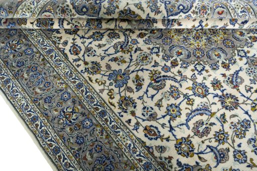 Close-up detail of 2000s Kashan rug from Iran / Persia showing Cork weave