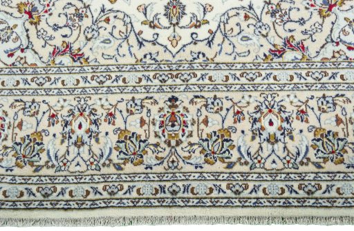 Full view of New Kashan rug from Iran / Persia, 303 × 198 cm in Beige tones