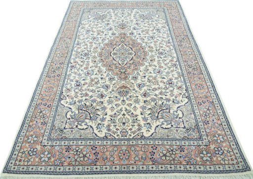 Surface texture of New Kashan rug with natural Wool and intricate pattern