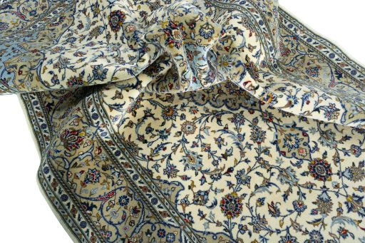 Surface texture of New Kashan rug with natural Cork and intricate pattern
