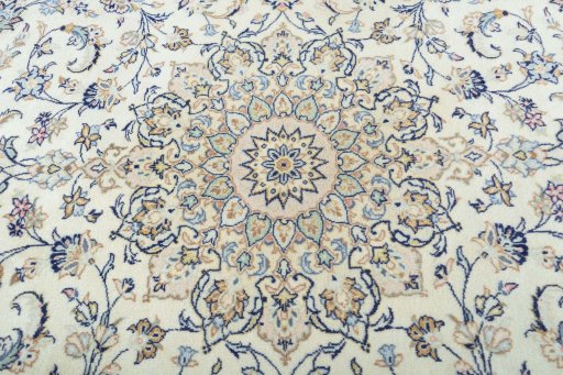 Central medallion detail of New Kashan rug from Iran / Persia