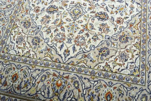 Close-up detail of 1970s Kashan rug from Iran / Persia showing Wool weave