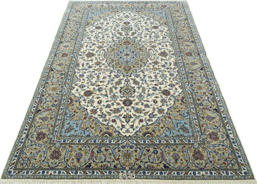 Surface texture of New Kashan rug with natural Cork and intricate pattern