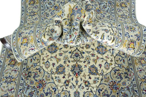 Surface texture of New Kashan rug with natural Cork and intricate pattern