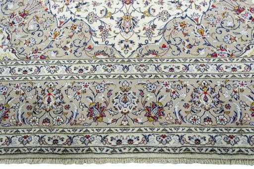 Full view of New Kashan rug from Iran / Persia, 415 × 297 cm in Beige tones