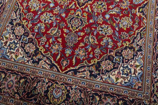 Close-up detail of 2000s Kashan rug from Iran / Persia showing Cork weave