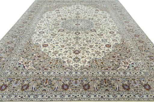 Surface texture of New Kashan rug with natural Wool and intricate pattern