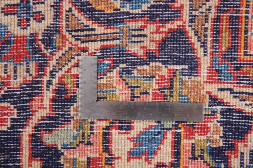 Surface texture of 1980s Kashan rug with natural Wool and intricate pattern