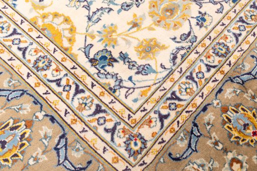 Close-up detail of 1970s Kashan rug from Iran / Persia showing Wool weave