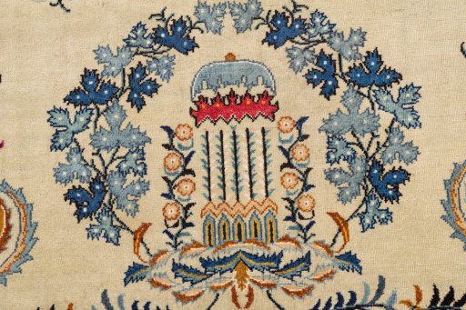 Full view of 1980s Kashan rug from Iran / Persia, 457 × 315 cm in Cream tones