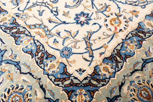 Close-up detail of 1975s Kashan rug from Iran / Persia showing Wool weave